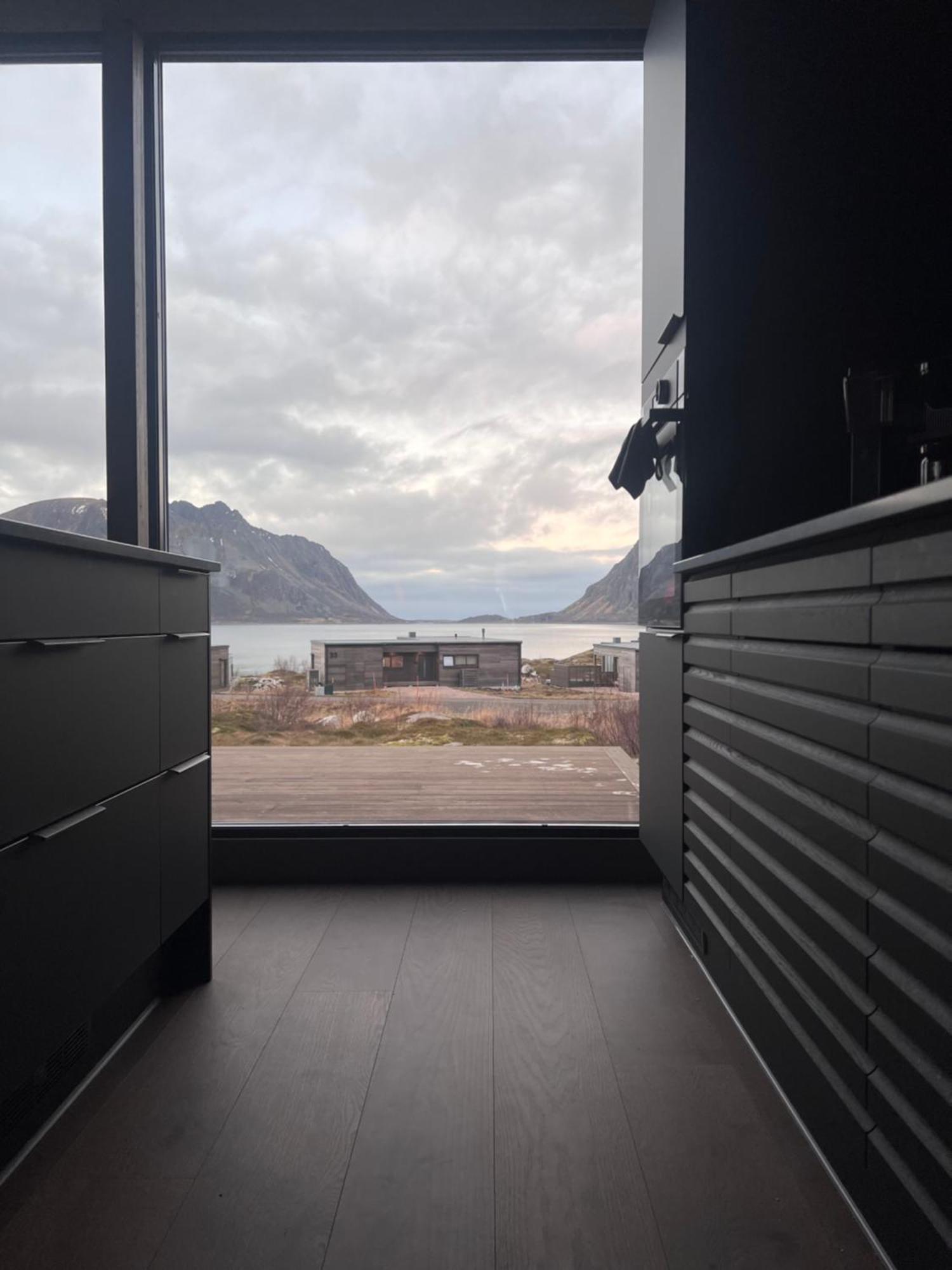 Hoda Cabin - Luxury Lodge With Jacuzzi And Sauna Lyngværet Dış mekan fotoğraf