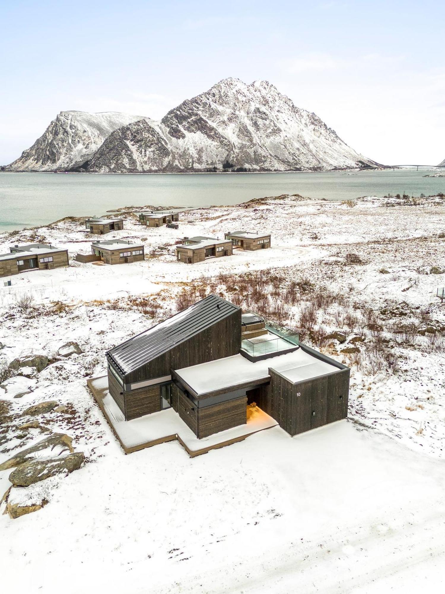 Hoda Cabin - Luxury Lodge With Jacuzzi And Sauna Lyngværet Dış mekan fotoğraf